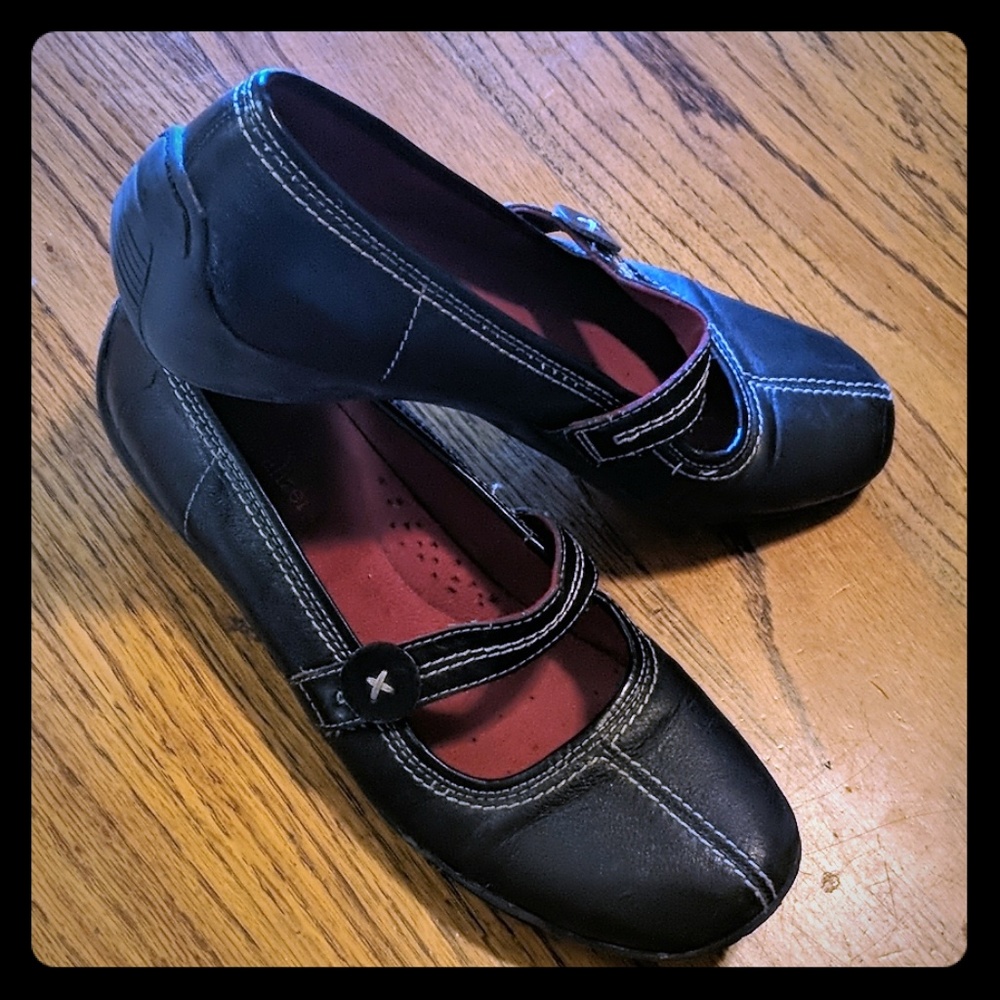 Black Mary Jane Style Slides